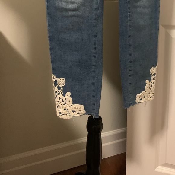 Lace Jeans - Picture 6 of 6